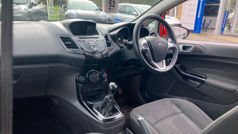 Ford Fiesta 1.25 82 Zetec 5dr Petrol Hatchback